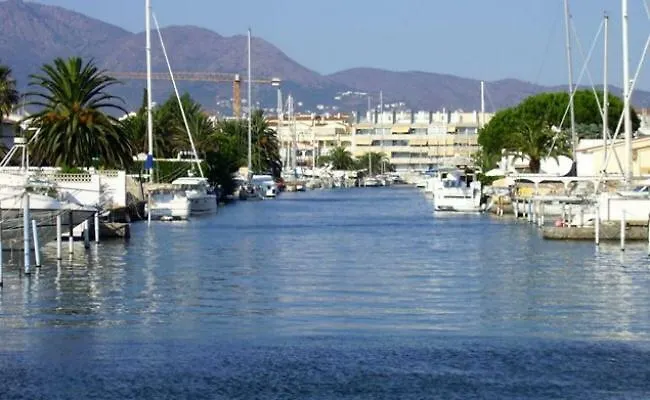 Berni'S House Empuriabrava Apartment